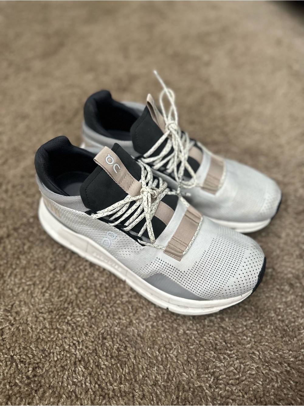 On Running Cloudnova Sneakers